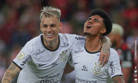 Flamengo 1 x 2 Corinthians – Timão se vinga e se garante na fase de grupos da Libertadores