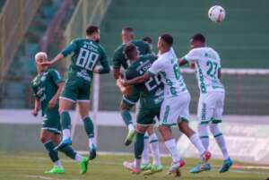 Guarani 1 x 0 Chapecoense - Com recorde de público, Bugre vence na despedida da Série B