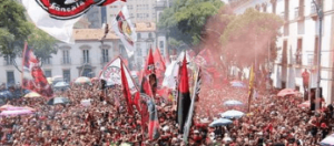 Festa do Flamengo deixa 30 feridos, 11 detidos e lojas saqueadas no centro do Rio