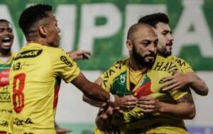 Catarinense: 'Repensar todo o planejamento', projeta Brusque após fim do patrocínio da Havan