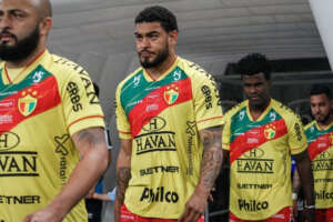 Catarinense: Edilson e Lucas Barboza não continuarão no Brusque na próxima temporada