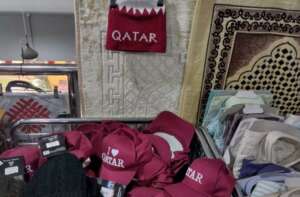 Mercado informal também lucra com a Copa no Catar