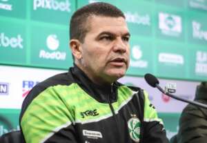 Com negociação avançada, Umberto Louzer deve ser o novo técnico do CRB