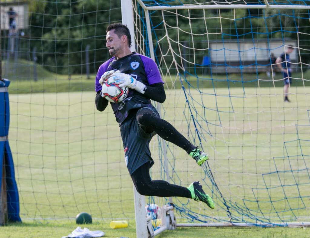 Catarinense: Brusque contrata goleiro Matheus Nogueira, ex-Londrina 2 matheus londrina