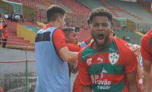 Paulistão: Misael renova com Portuguesa até o fim do estadual