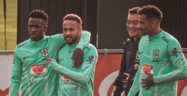 Seleção Brasileira com Neymar