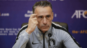 Paulo Bento confia em estafe para guiar Coreia do Sul à vitória contra Portugal