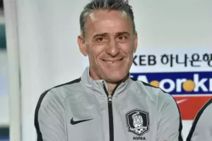 Paulo Bento elogia Uruguai e é cauteloso com objetivos da Coreia do Sul