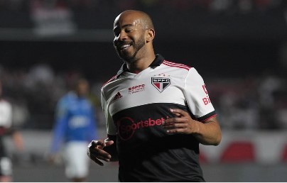 Paulistão: São Paulo e Santos estudam trocar peças entre si