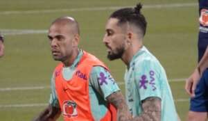 Blog do Lu: Seleção treina após classificação e Tite deve usar reservas no próximo jogo