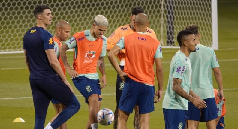 treino reservas brasil camaroes 2