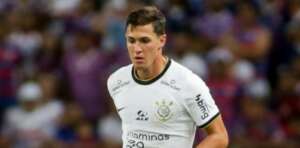 Mineiro: Cruzeiro abre negociação para contratar Matheus Vital do Corinthians