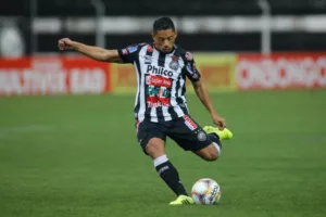 Série B: Tomas é o nono jogador a deixar o Operário-PR após rebaixamento