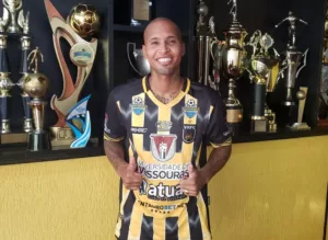 Carioca: Volta Redonda renova com Wellington Silva para 2023