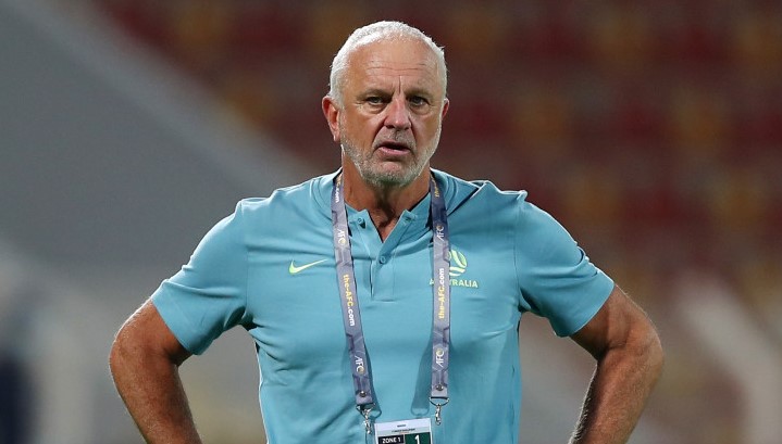 Graham Arnold quer surpreender novamente com a Austrália