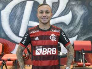 Paulistão: Corinthians demonstra interesse em Everton Cebolinha do Flamengo