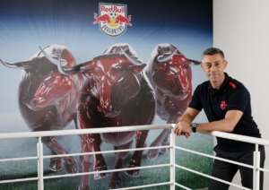 Paulistão: RB Bragantino oficializa técnico Pedro Caixinha