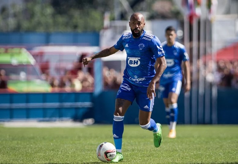 Cearense: Ceará pode anunciar meia Chay, ex-Cruzeiro e Botafogo