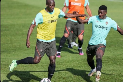 Portugal libera e Danilo Pereira e Nuno Mendes já treinam no Paris Saint-Germain