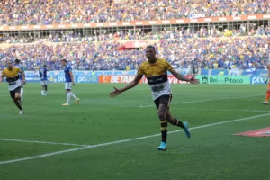 Cearense: Ceará negocia com atacante Hygor, que estava no Criciúma-SC