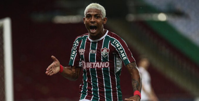 John Kennedy em ação pelo Fluminense ferroviária