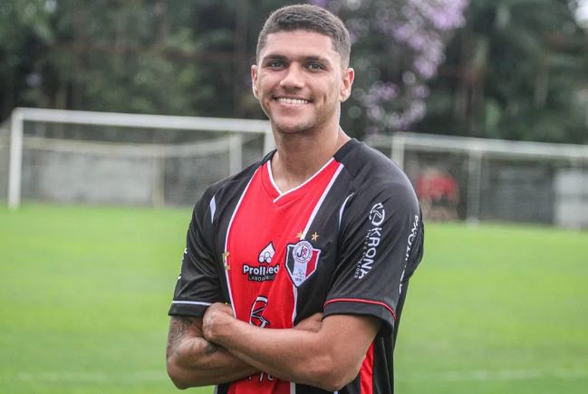 JOINVILLE Lateral Alexandre Melo