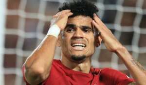 Inglês: Nova lesão de Luis Díaz preocupa Liverpool e frustra Klopp: 'É um soco na cara'