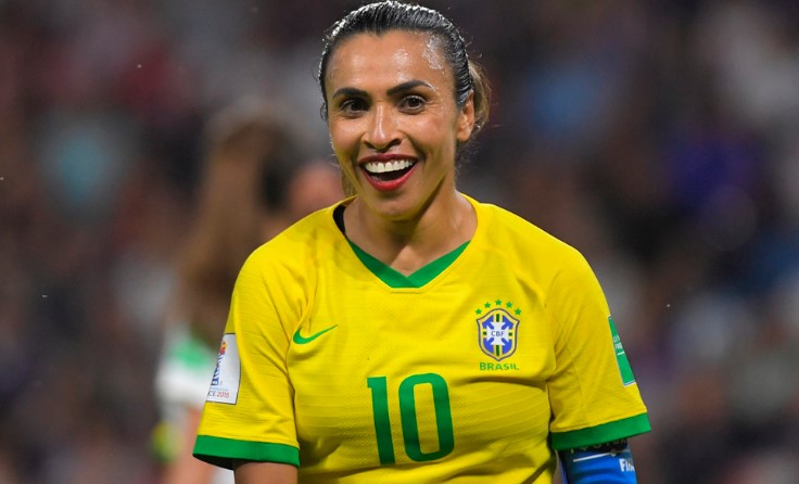 Marta tem o maior salário do futebol feminino