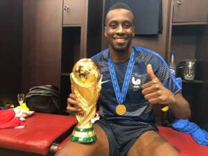 Campeão mundial com a França, volante Matuidi anuncia aposentadoria aos 35 anos