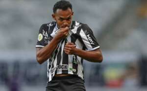 Catarinense: Chapecoense encaminha empréstimo do volante Neto, do Atlético-MG