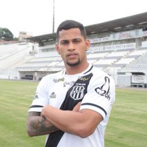 Paulista A2: Ponte Preta anuncia a contratação do lateral Mailton, ex-Chapecoense