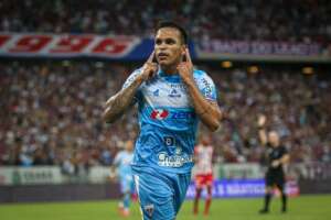 Cearense: Fortaleza divulga valores da venda do atacante Robson