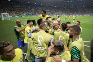 Gols da Copa inspiram jovens da várzea que sonham em se tornarem jogadores