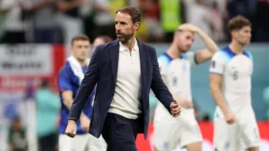 Southgate deixa futuro em aberto na seleção inglesa após eliminação na Copa