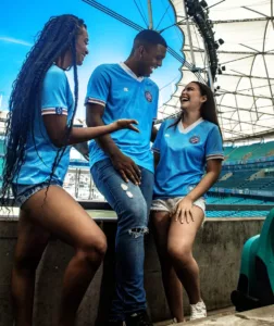 Baiano: Bahia lança uniforme número três em alusão ao Manchester City