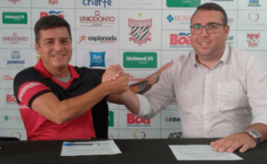 Segundona: Paulista anuncia retorno do técnico Aarão Alves