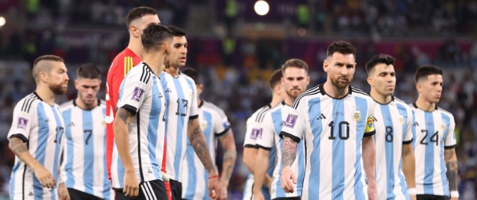 Messi comanda a seleção a Argentina em busca de mais uma final