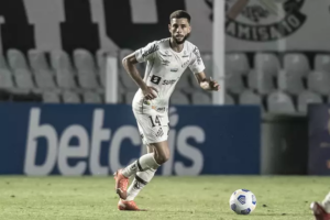 Wagner Leonardo rescinde com Santos e parte para o Portimonense de Portugal