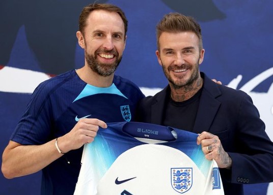 Beckham visita treino da Inglaterra