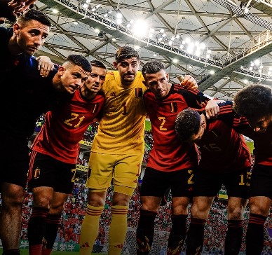 Bélgica abre processo para definir substituto do técnico Roberto Martínez