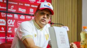 Goiano: Vila Nova acerta com Guilherme Parede e apresenta técnico Claudinei Oliveira