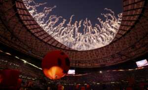 Encerramento da Copa do Mundo tem música, fogos e acrobacias nos céus de Lusail