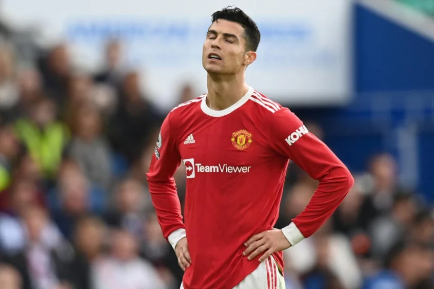 Inglês: Torcida do United cria canto provocando Cristiano Ronaldo: ‘Não nos importamos’