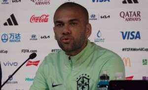 Blog do Lu: Daniel Alves elogia o grupo e exalta ambiente da seleção