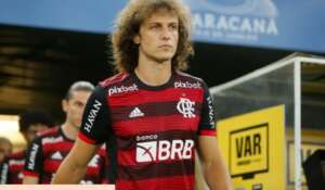 Flamengo anuncia a renovação de contrato de David Luiz até o fim de 2023
