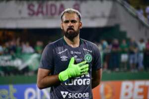 Chapecoense decide não renovar com Saulo