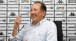 Dono do Botafogo está sendo processado pela CBF após acusações; Felipe Neto também será incluído