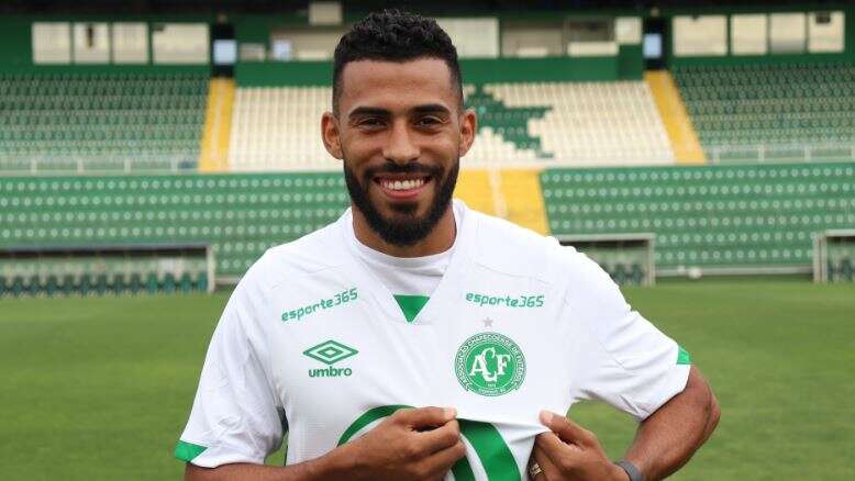 Catarinense: Chapecoense apresenta mais três reforços, que exaltam elenco: 'Grupo muito bom' 3 kaio mendes edited