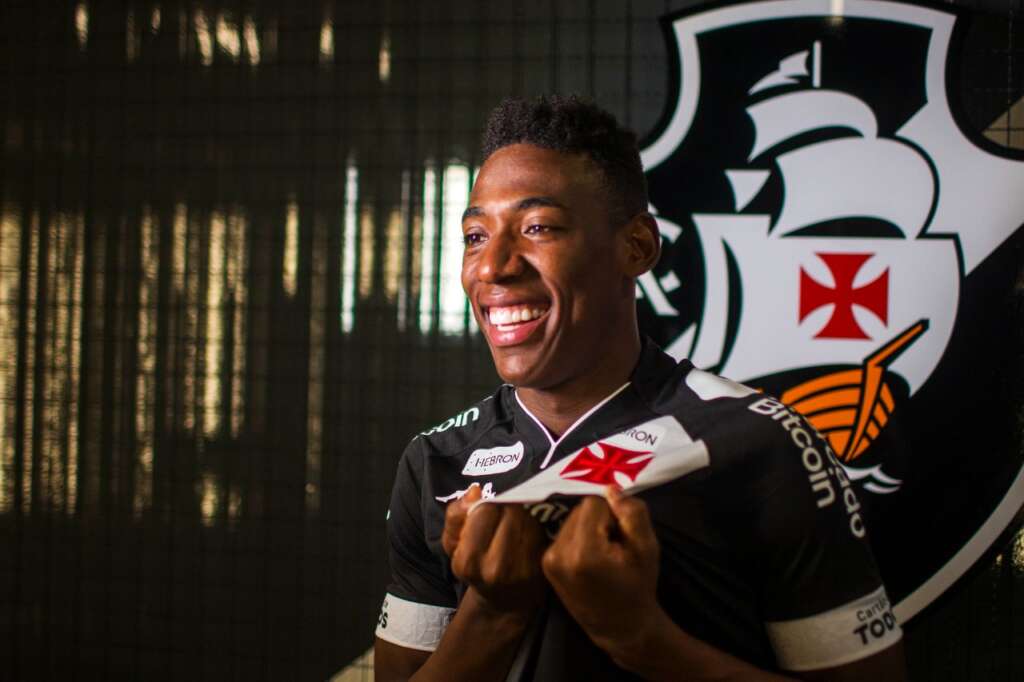 Carioca: Vasco anuncia Léo, ex-zagueiro do São Paulo 2 leo 1
