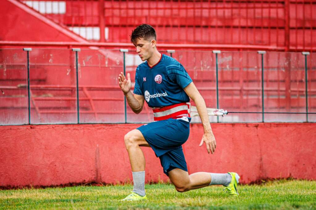 Pernambucano: Náutico anuncia zagueiro Odivan, ex-Paraná